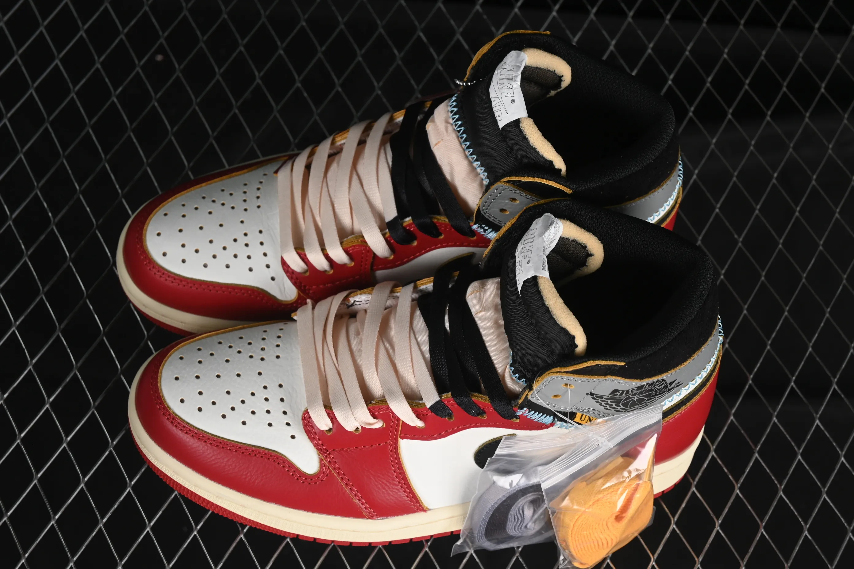 All categories Air Jordan Jordan series basketball shoes Air Jordan 1 High Union x Air Jordan 1 Retro High AJ1 Joe 1 Shadow Chicago high-top basketball shoes HV8563-600